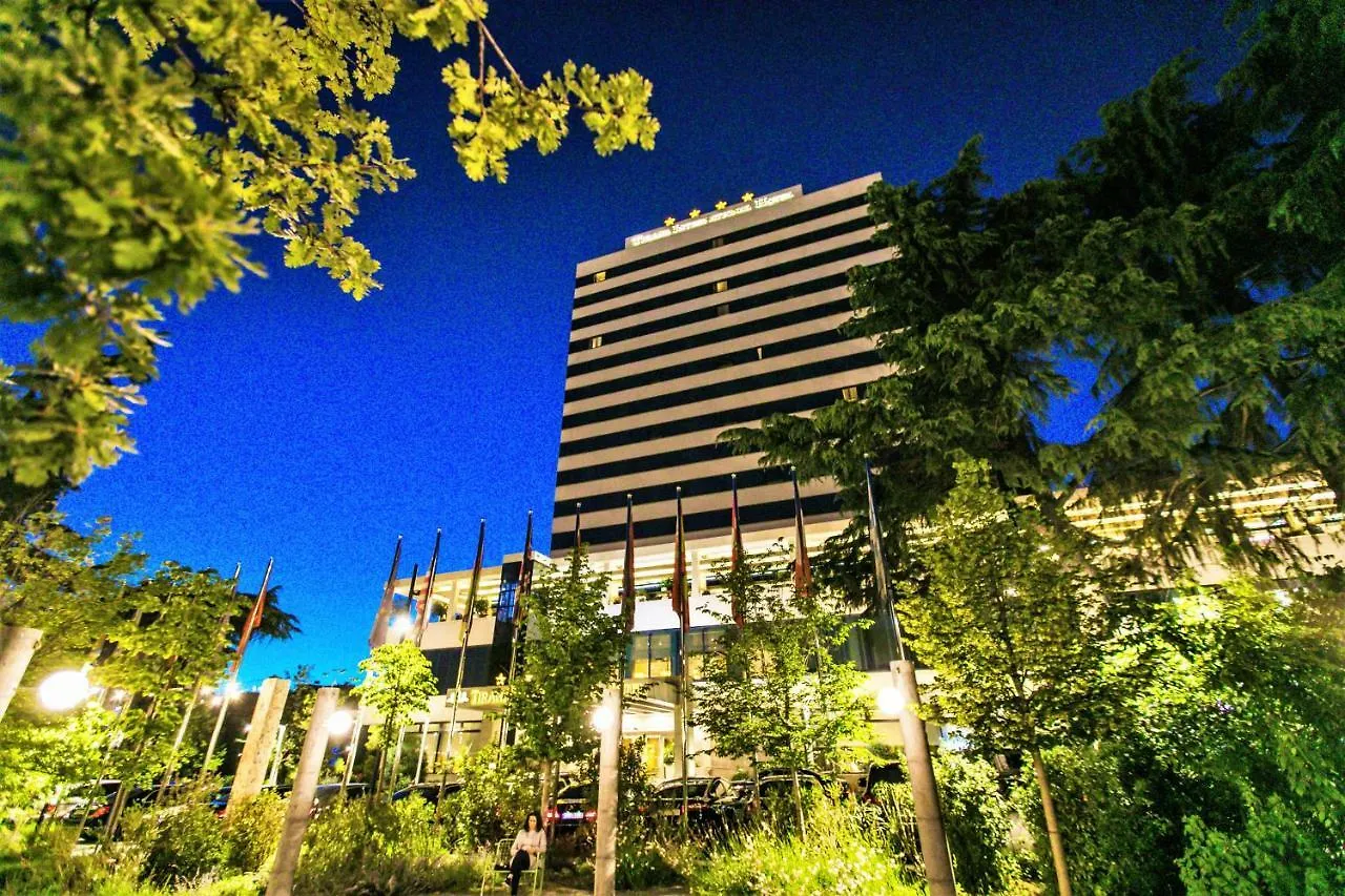 Tirana International Hotel & Conference Center 4*,  Albanie