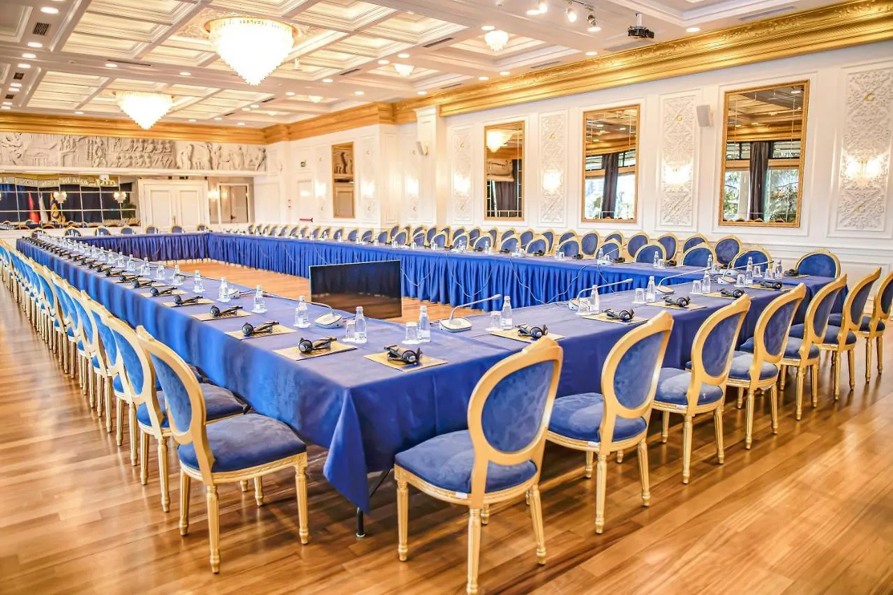 Tirana International Hotel & Conference Center 4*,  Albania
